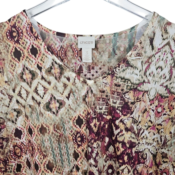 Chico's V-Neck Printed Asymmetrical Top NWT - Picture 5 of 9